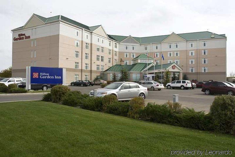 Hilton Garden Inn Calgary Airport Exterior foto