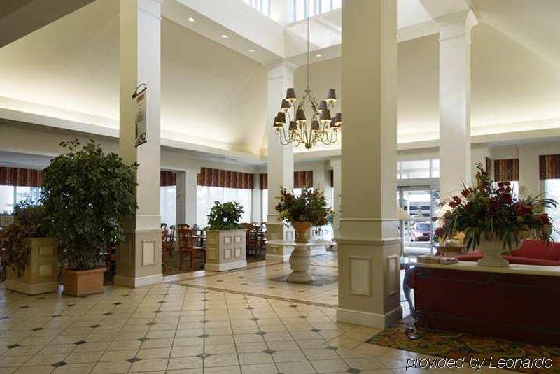 Hilton Garden Inn Calgary Airport Interior foto